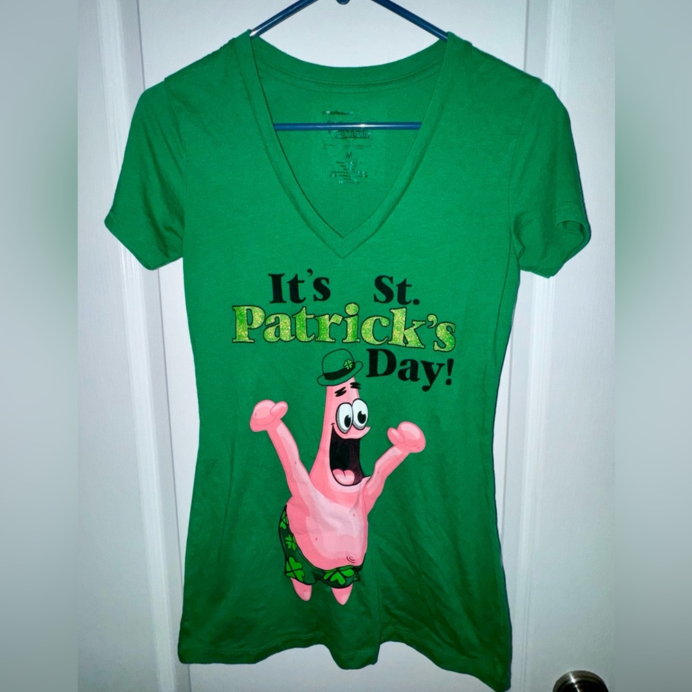 Sponge Bob It's St. Patrick's Day Patrick V-Neck Tee Size Medium